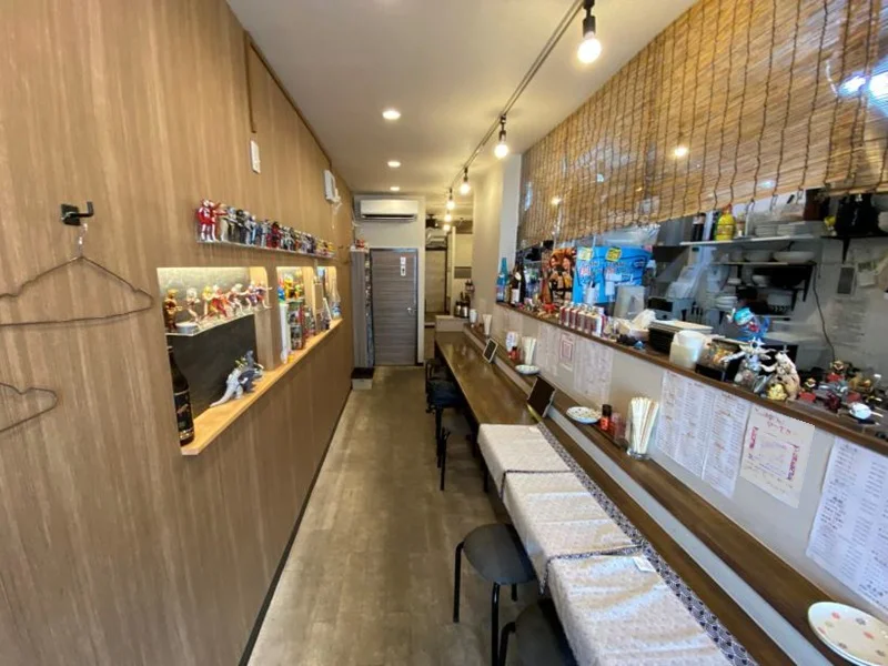 四ツ木の居抜き店舗の内装