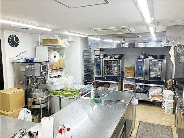 田園調布の居抜き店舗の厨房