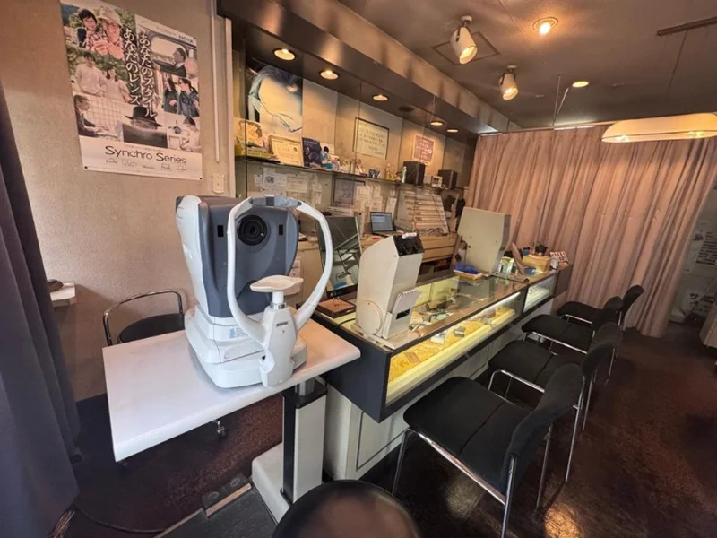 鮫洲の物販居抜きの内装