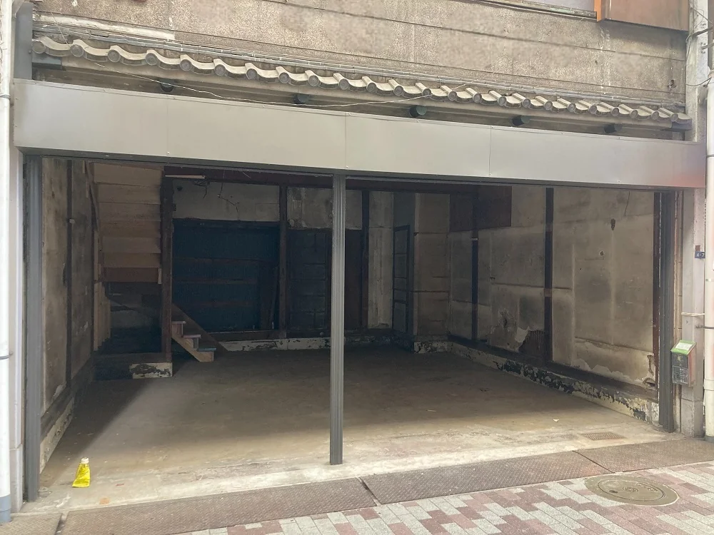 貸店舗(スケルトン)の内装