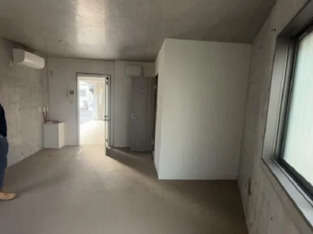 東北沢の事務所仕様店舗物件の内装