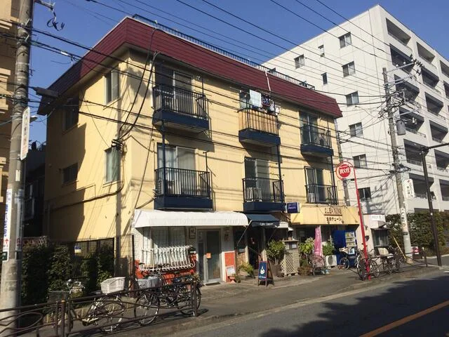 川崎の居抜き店舗の外観