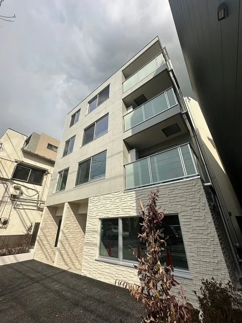 祐天寺のスケルトン物件の外観