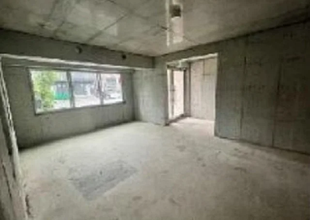 貸店舗(スケルトン)の内装