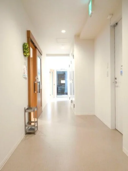 巣鴨の医院居抜きの内装