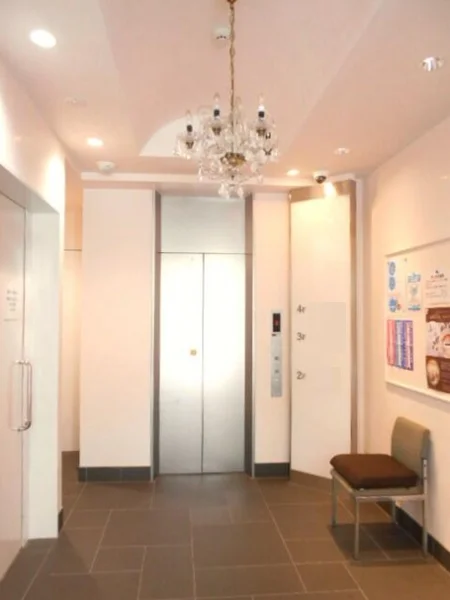 巣鴨の医院居抜きの内装