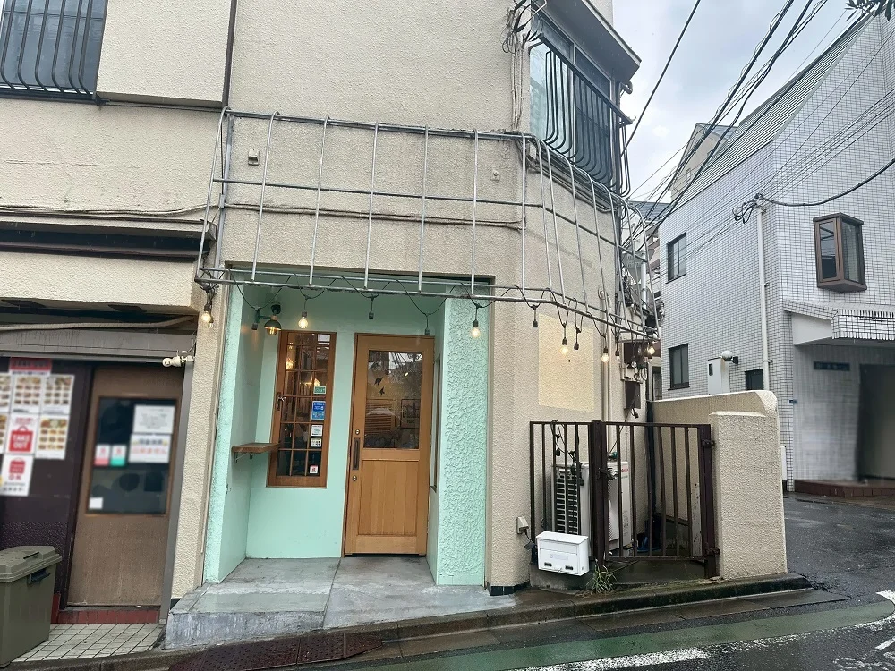 ダイニングバーの居抜き物件の外観