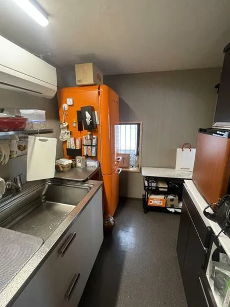 中目黒の中華料理居抜きの厨房