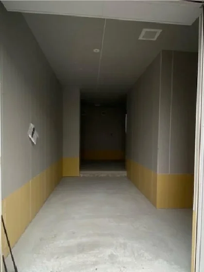 高輪台のスケルトン物件の内装