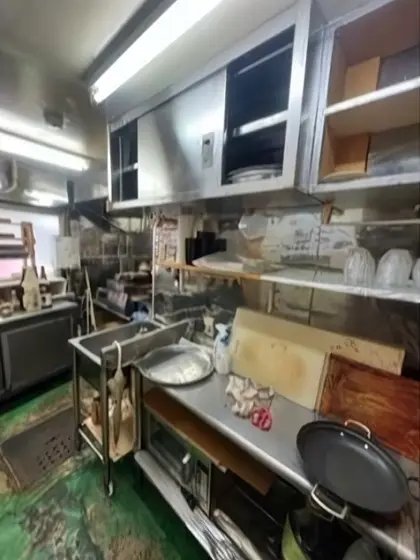 日吉の居抜き店舗の厨房