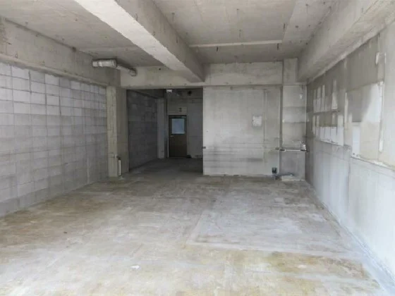 大泉学園のスケルトン物件の内装