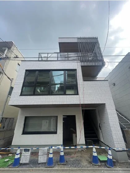 中目黒のスケルトン物件の外観