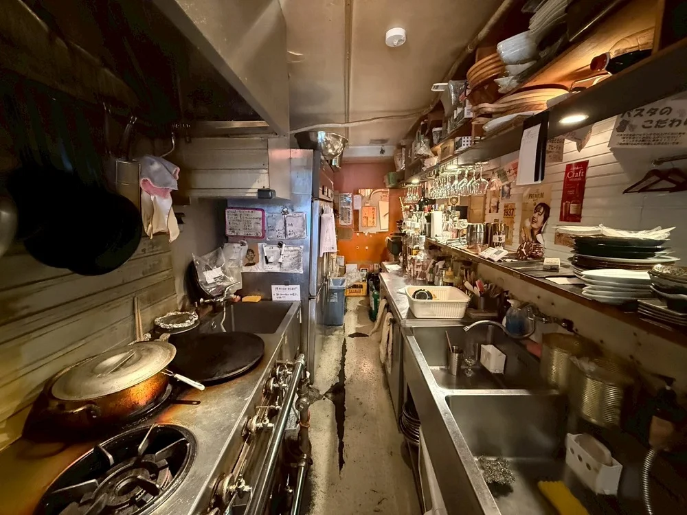 久米川の居抜き店舗の厨房