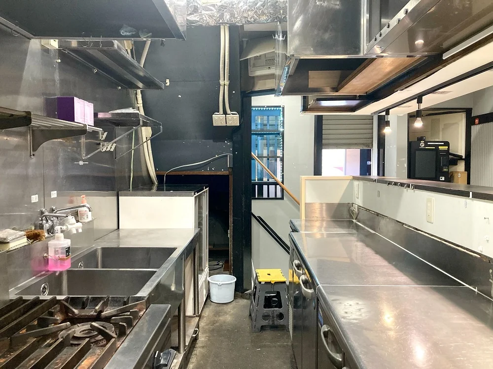 中野の居酒屋居抜きの厨房