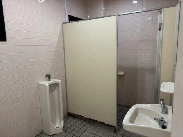 貸店舗(スケルトン)の内装