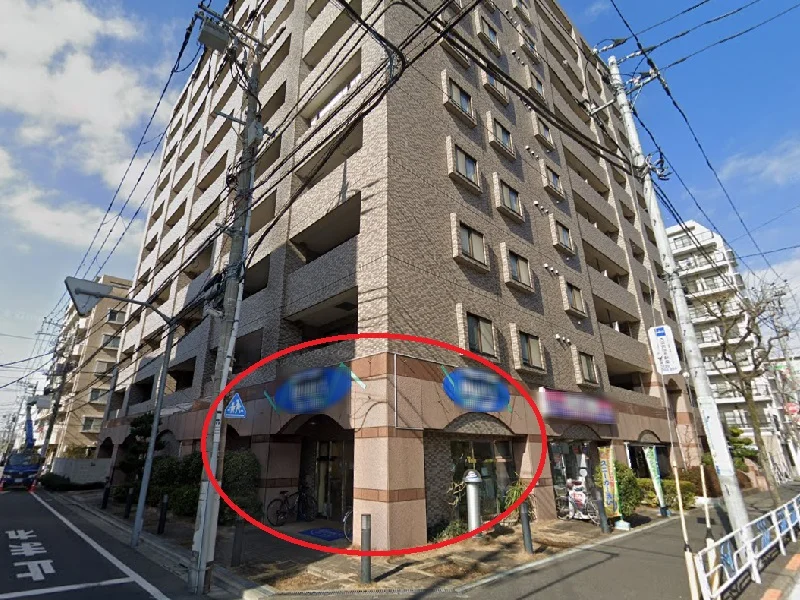 篠崎のスケルトン物件の外観