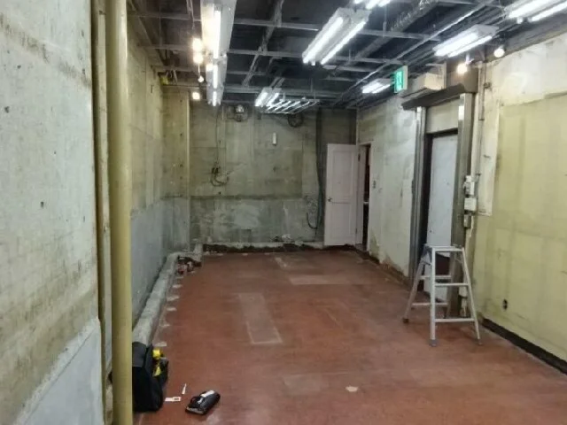 新宿のスケルトン物件の内装