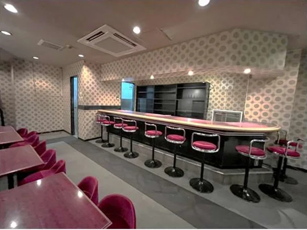 王子のスナック・パブ居抜きの内装