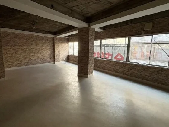 貸店舗(事務所仕様)の内装