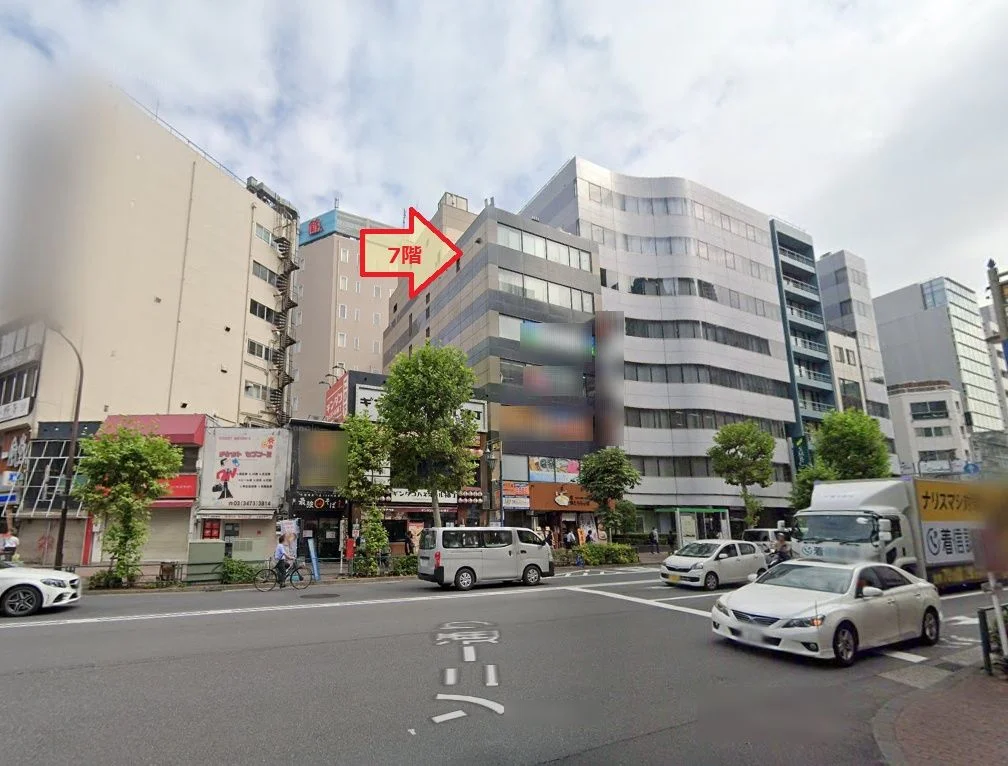 五反田のスケルトン店舗物件の外観