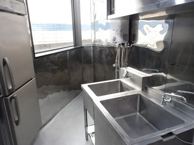 駒沢大学のリース物件の厨房