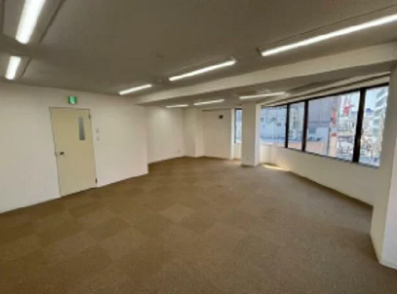藤沢の事務所仕様店舗物件の内装