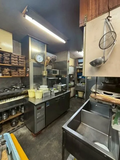 小岩の和食居抜きの厨房