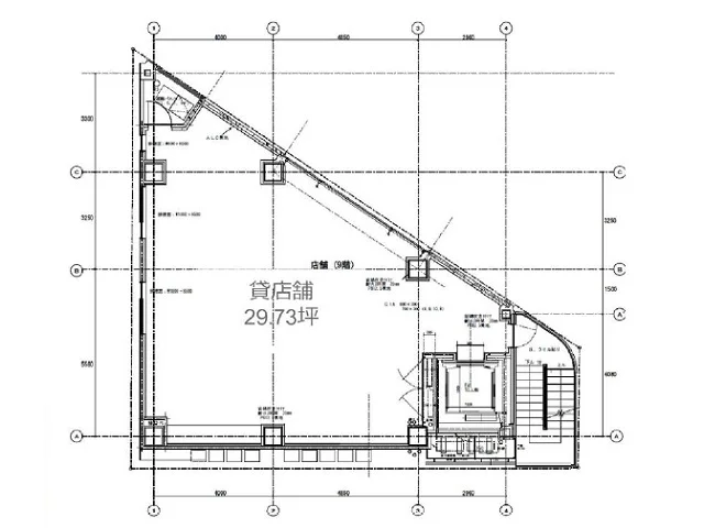 新宿三丁目のスケルトン店舗物件の平面図