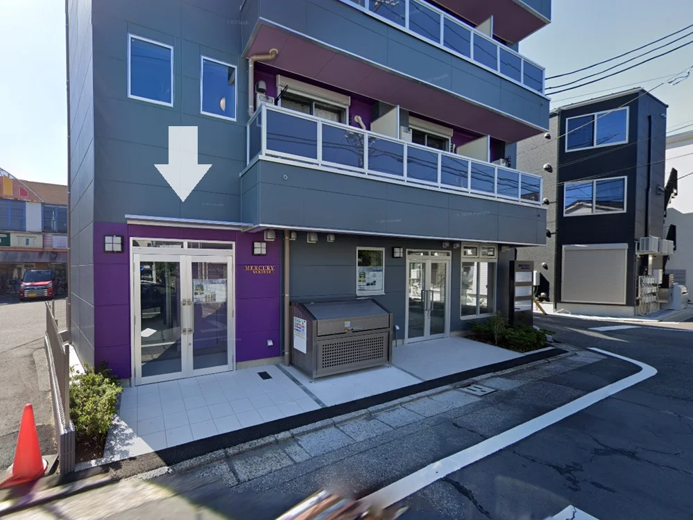 貸店舗(スケルトン)の外観