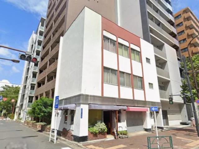 浜町の事務所仕様店舗物件の外観