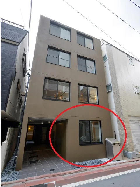 貸店舗(スケルトン)の外観