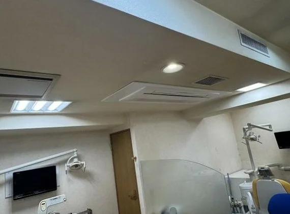 半蔵門の歯科居抜きの内装