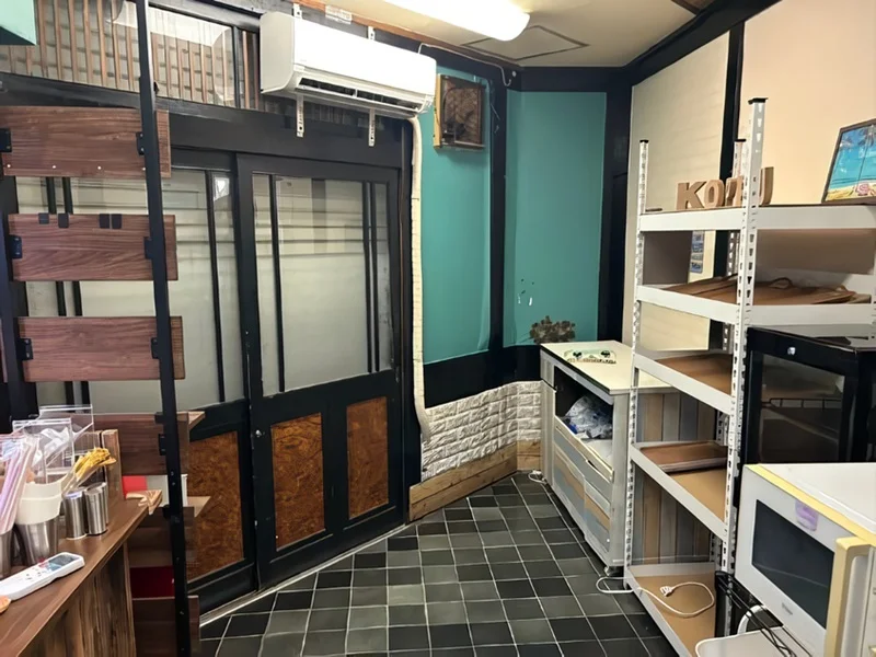柴又のカフェ・喫茶店居抜きの内装