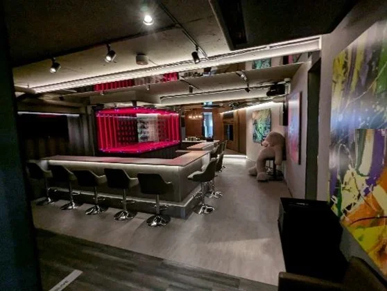 津田沼のガールズバー居抜きの内装