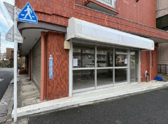 貸店舗(事務所仕様)の外観