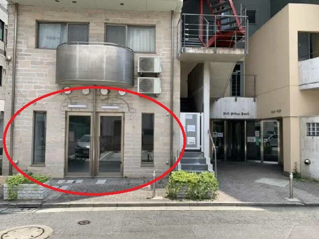 王子のスケルトン店舗物件の外観