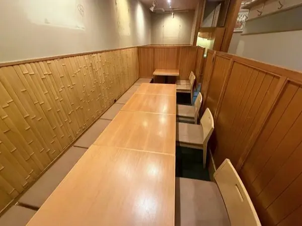 小川町の居抜き店舗の内装