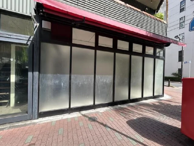 銀座のスケルトン店舗物件の外観