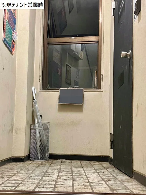 西荻窪のBAR・ショットバー居抜きのエントランス