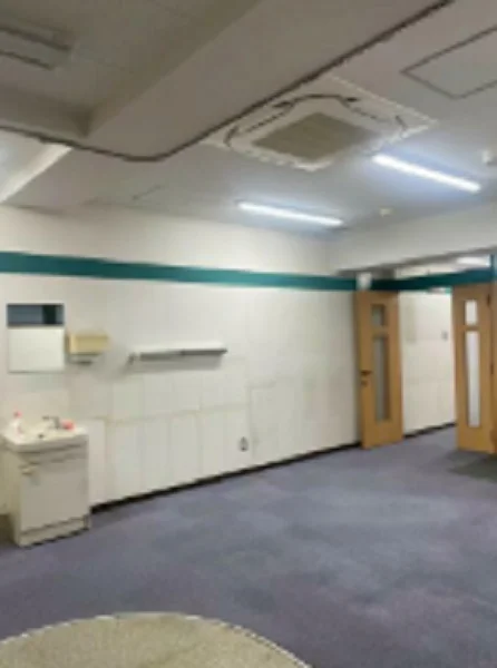 一橋学園の事務所仕様物件の内装