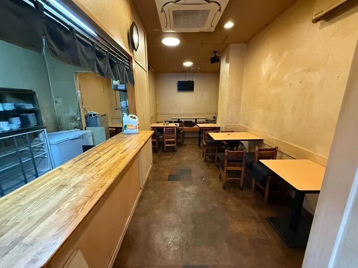 居酒屋の居抜き物件の内装