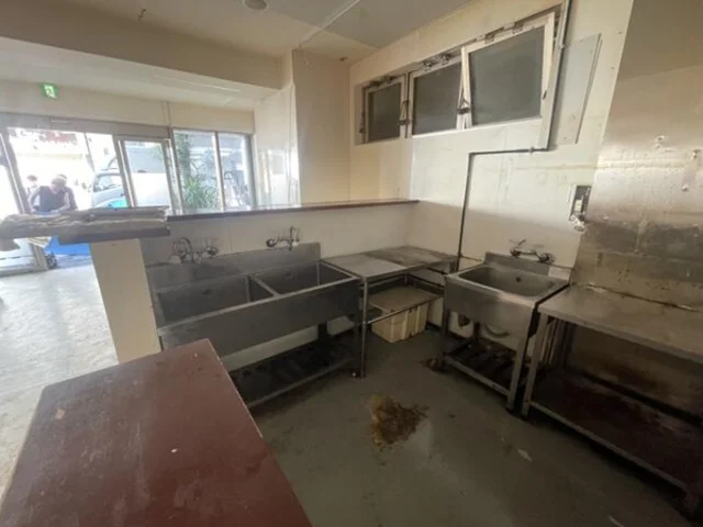 韓国料理の居抜き物件の厨房