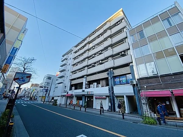 横須賀中央のスナック・パブ居抜きの外観