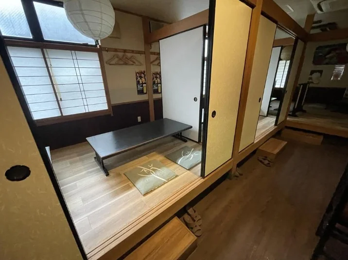 居酒屋の居抜き物件の内装