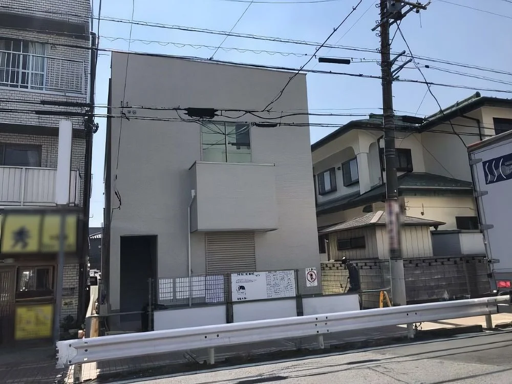 新田のスケルトン店舗物件の外観