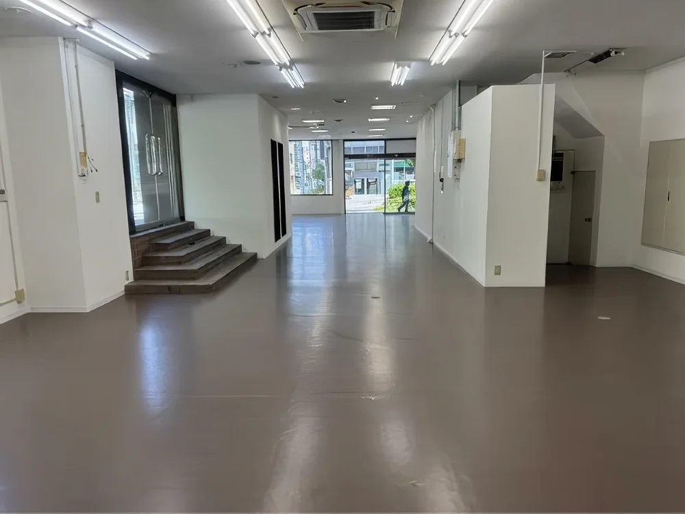 貸店舗(事務所仕様)の内装