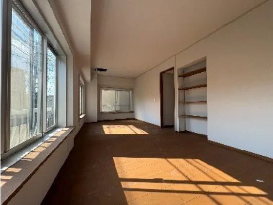 西荻窪の事務所仕様物件の内装