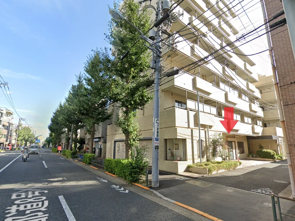 貸店舗(スケルトン)の外観