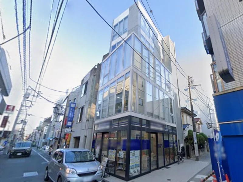 成城学園前のスケルトン店舗物件の外観