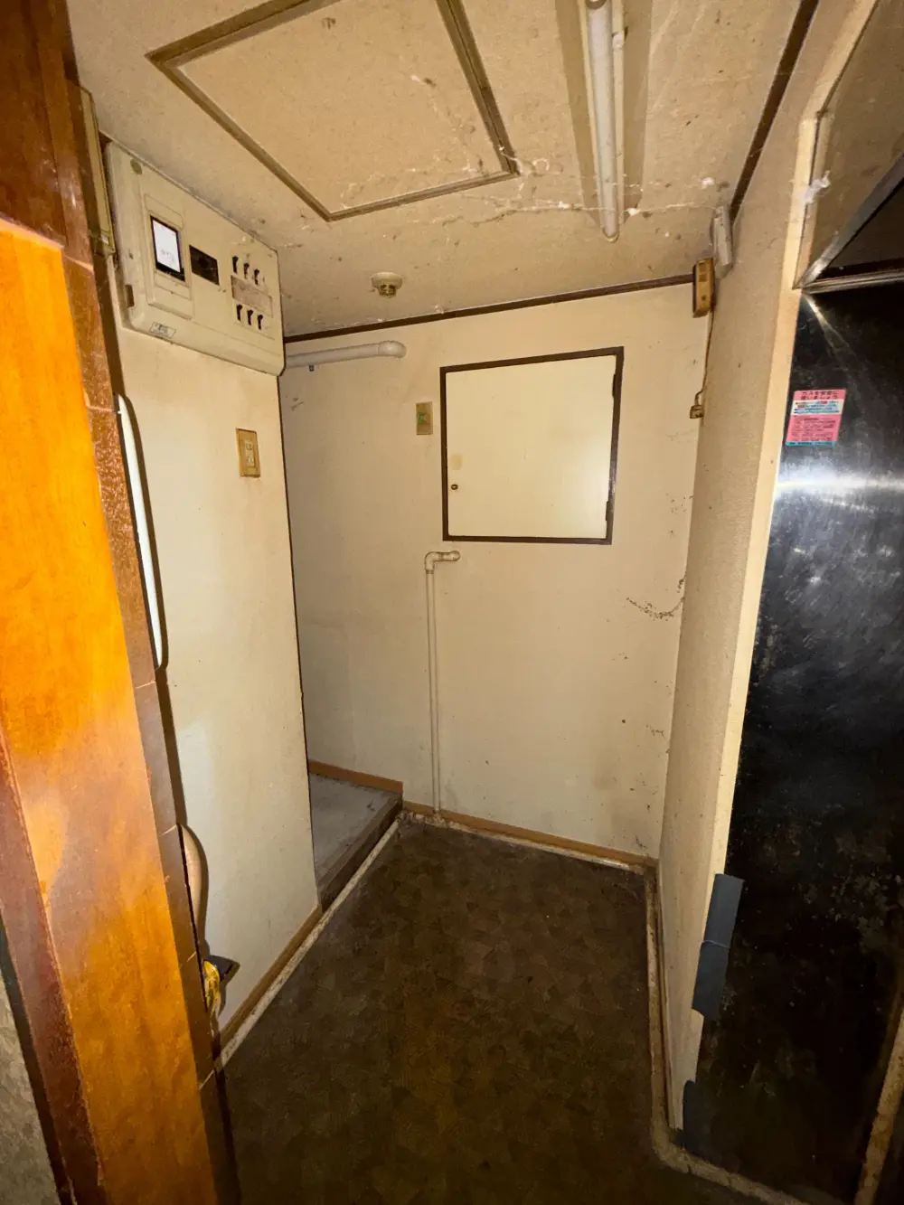 能見台のスナック・パブ居抜きの内装